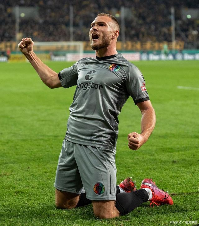 弗赖堡客场大败，德甲升班马面临挑战的简单介绍