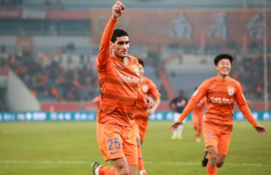 鲁能与恒大同组，亚冠比赛激烈角逐